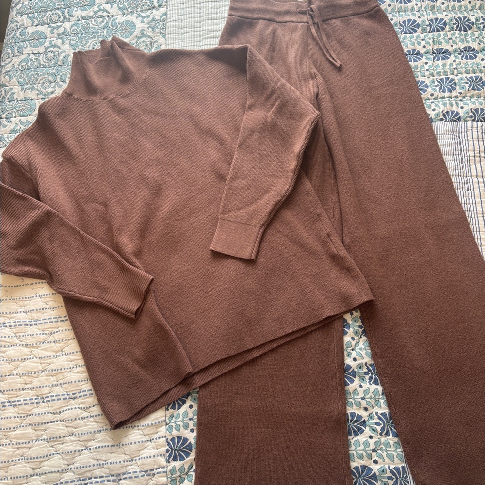 Cozy Brown Knit Sweater and Pants Set XS